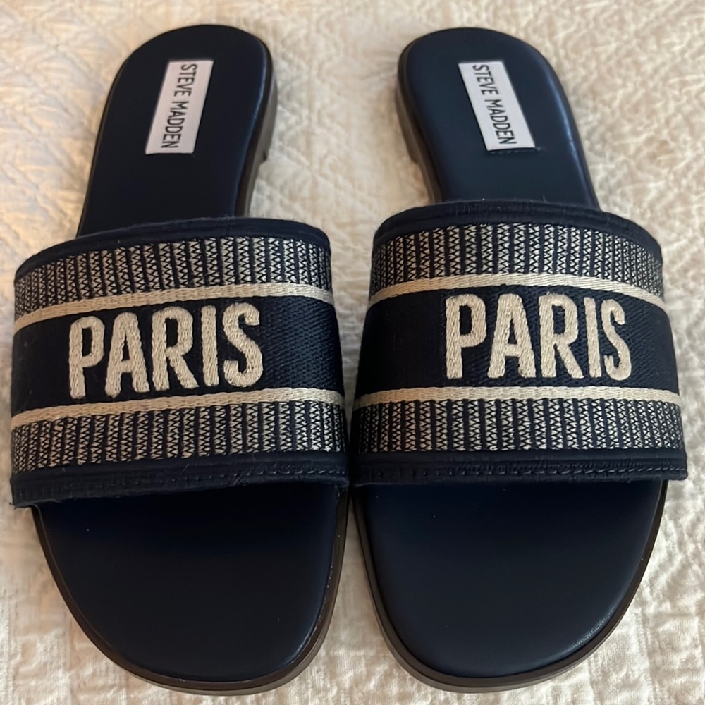 Steve Madden slip in sandals